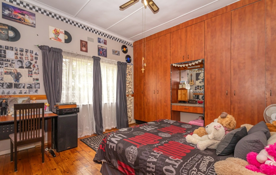 4 Bedroom Property for Sale in Kroonheuwel Free State